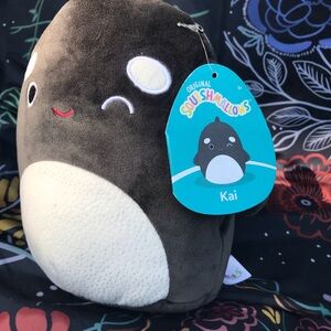 NWT Squishmallow Kai the Orca!